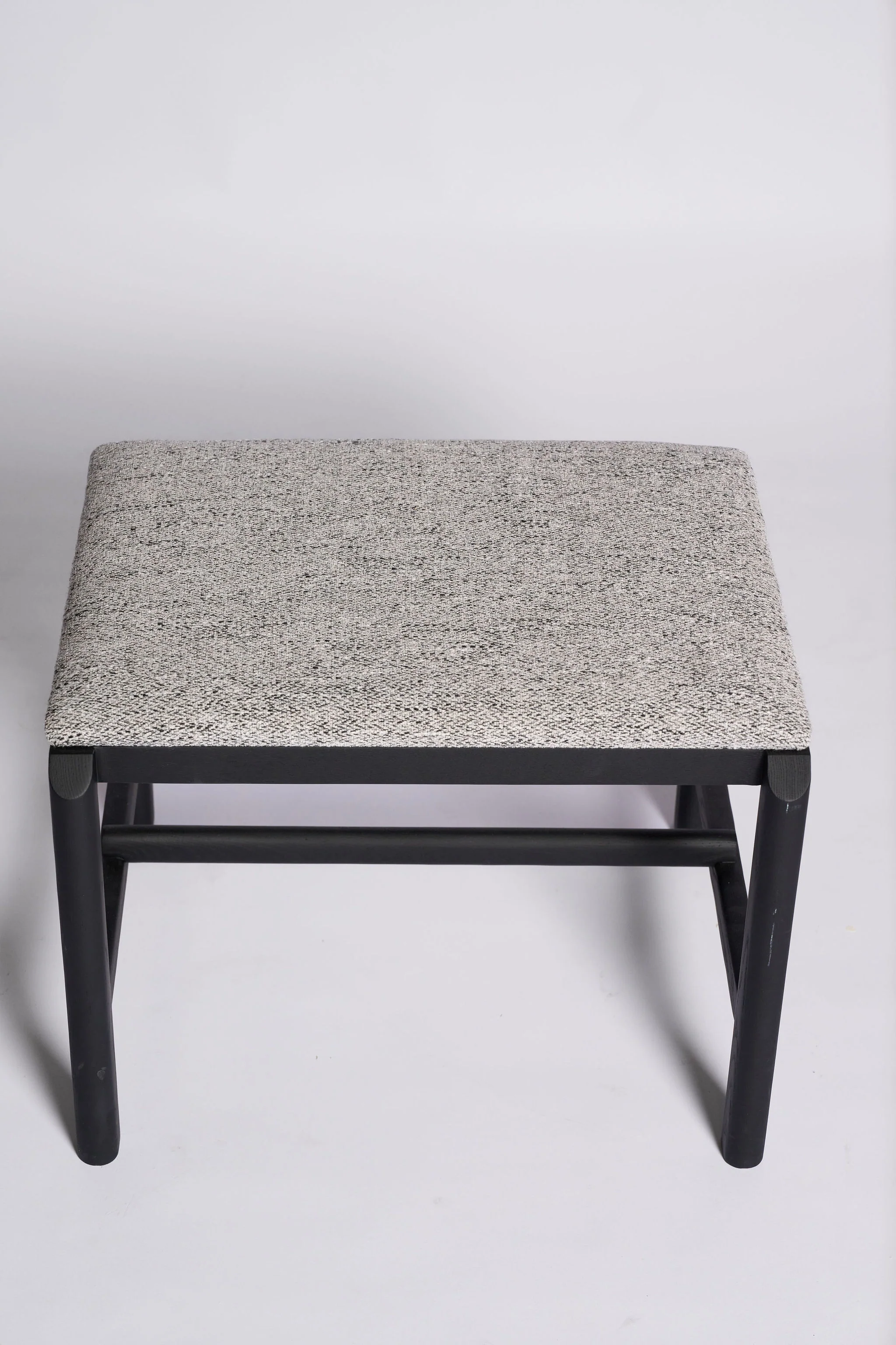 Alister Seat - Image 3