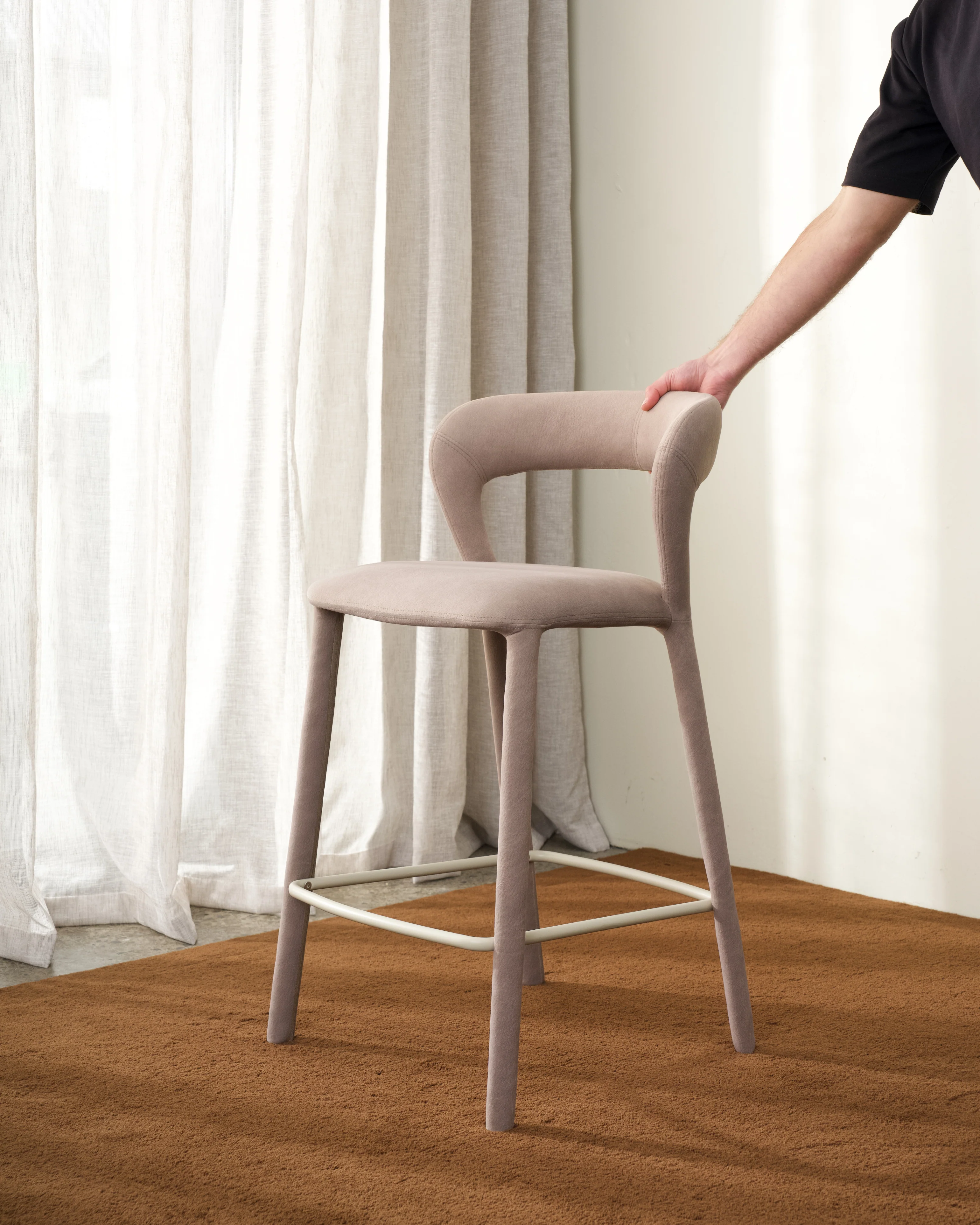 Beu Bar Stool - Image 3