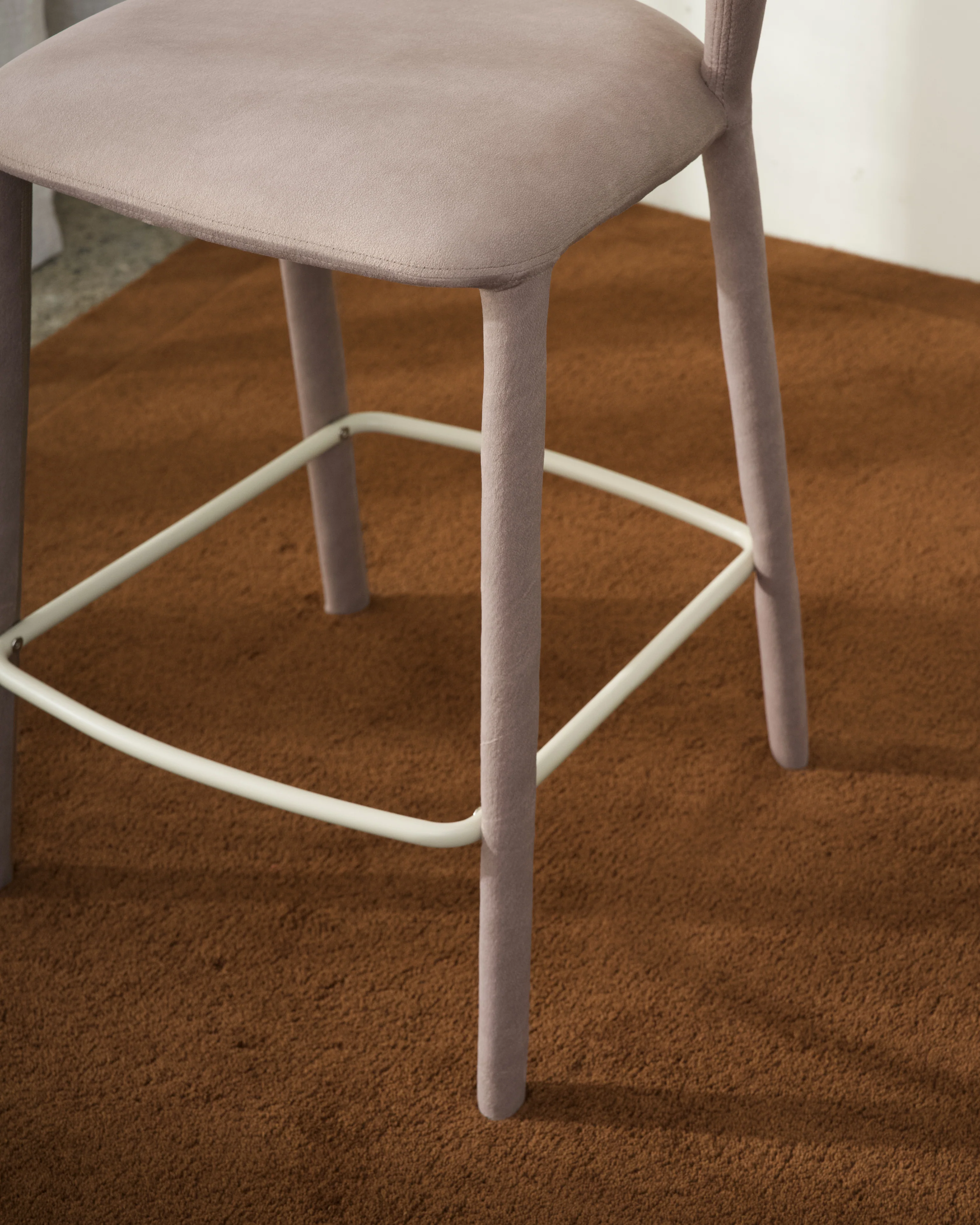 Beu Bar Stool - Image 5