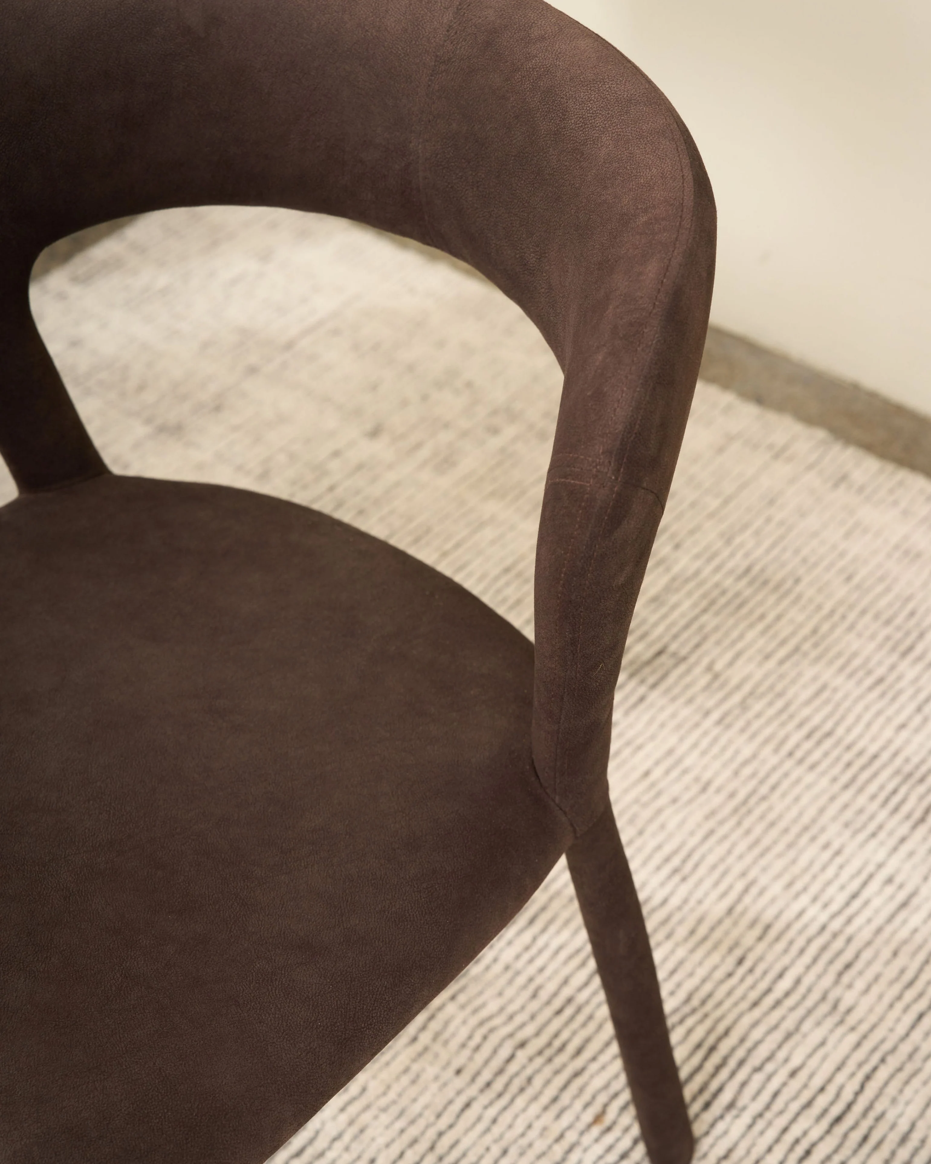Beu Chair - Image 12