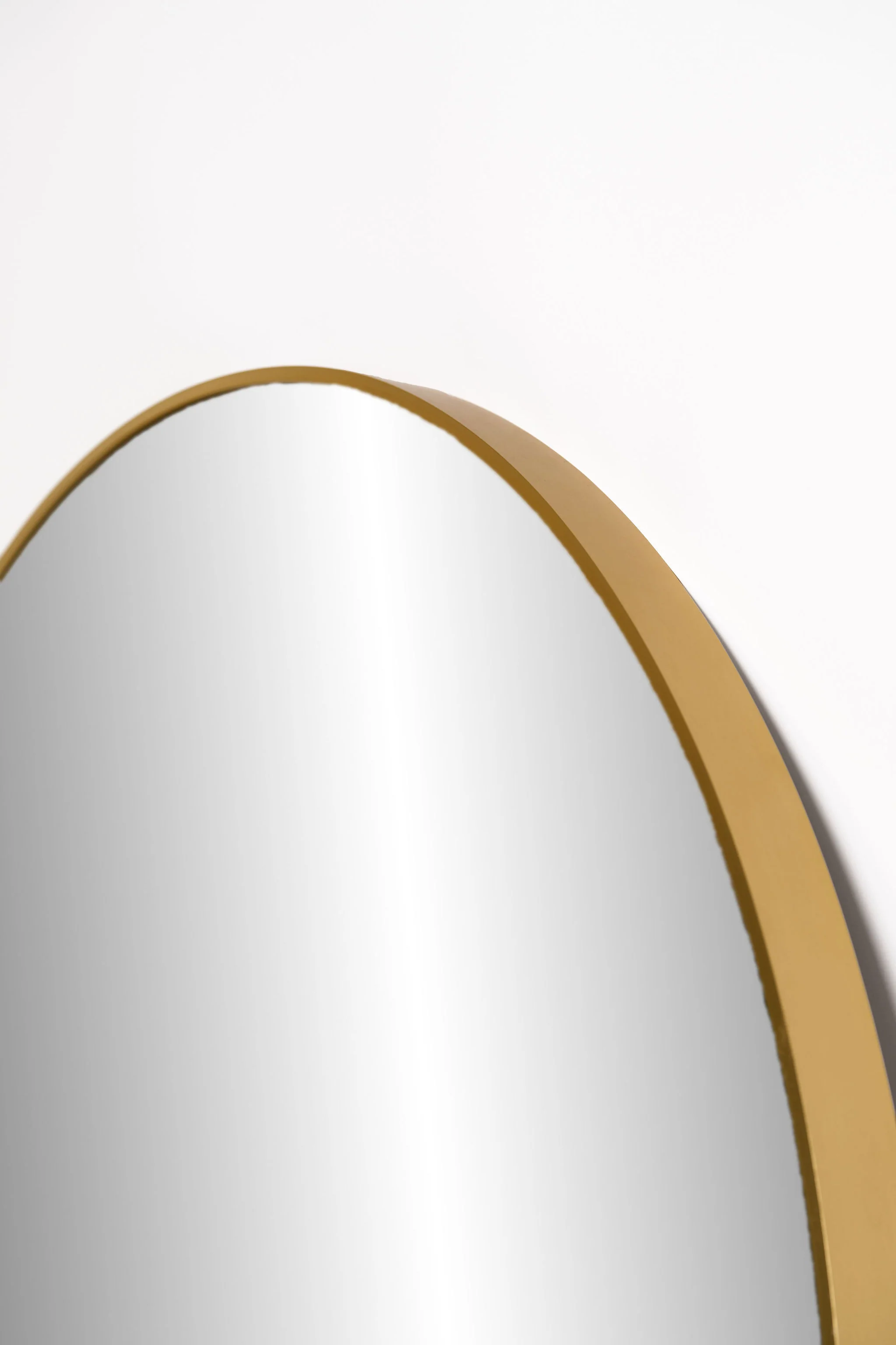 Circular Mirror - Image 8