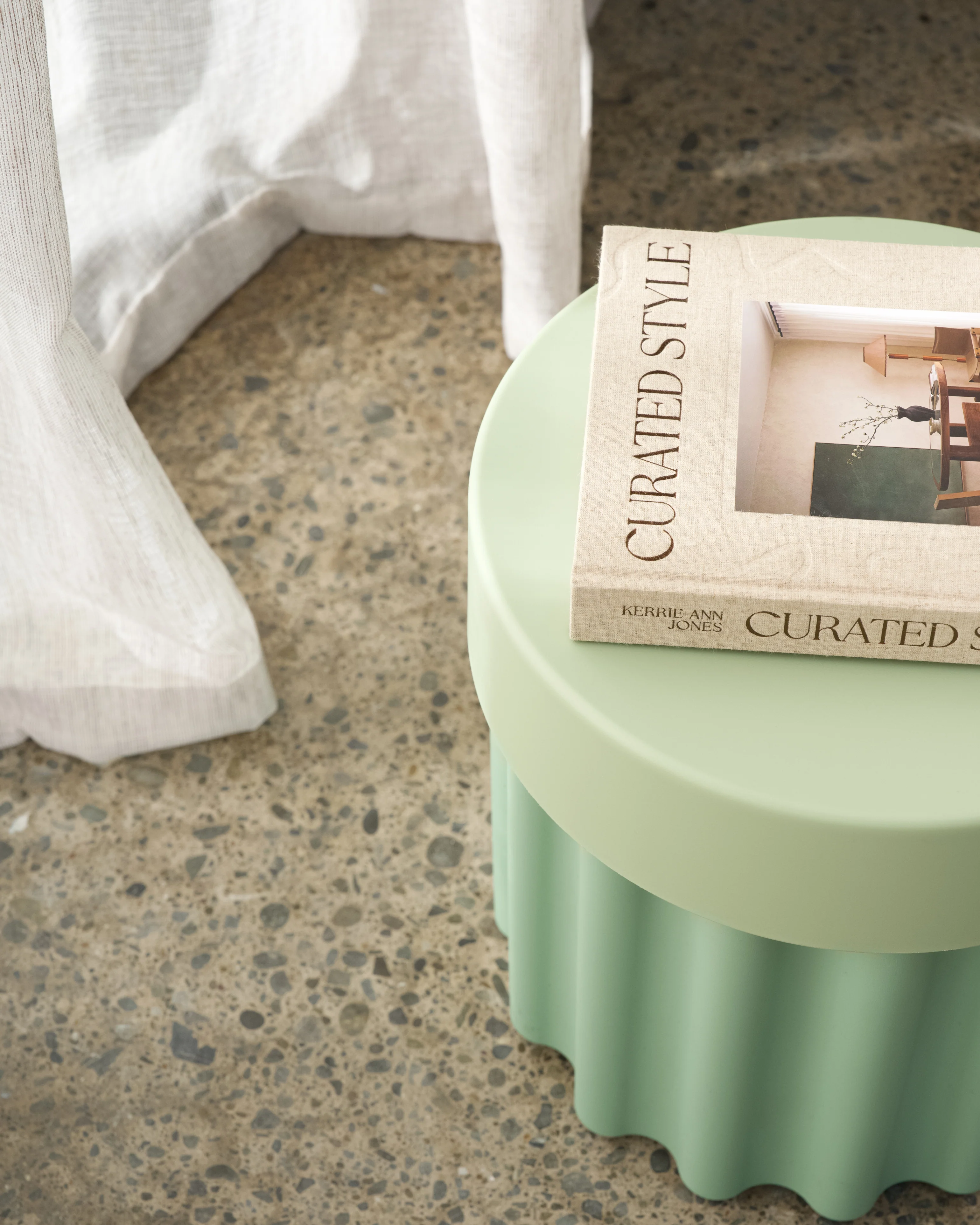 Harry Stool - Image 9