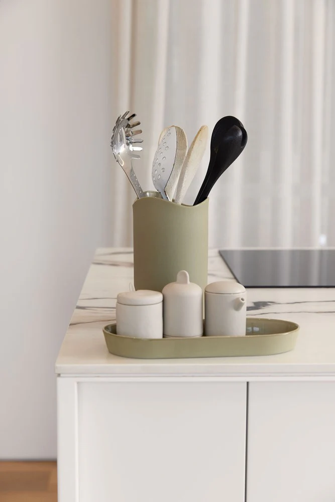 Jos Utensil Holder - Image 3