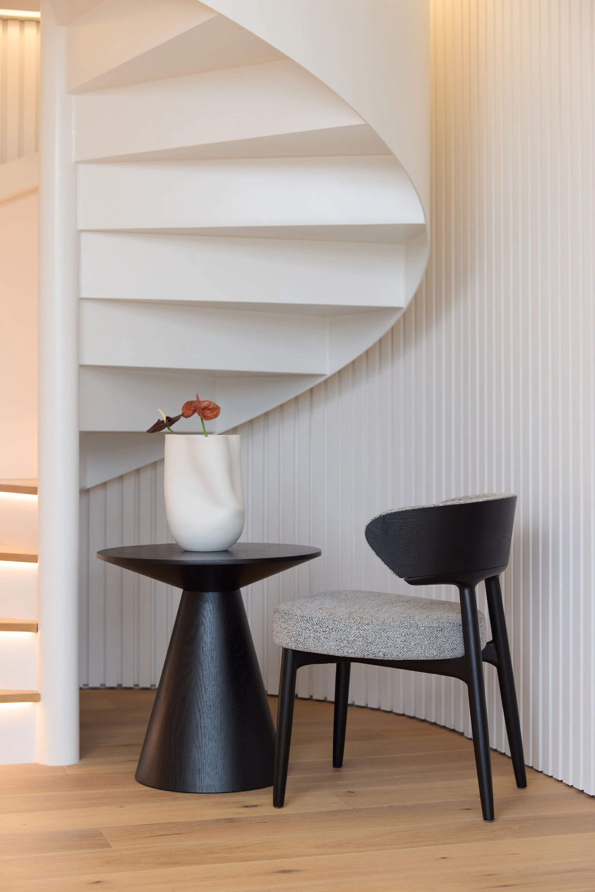 Knew Vase - Image 7
