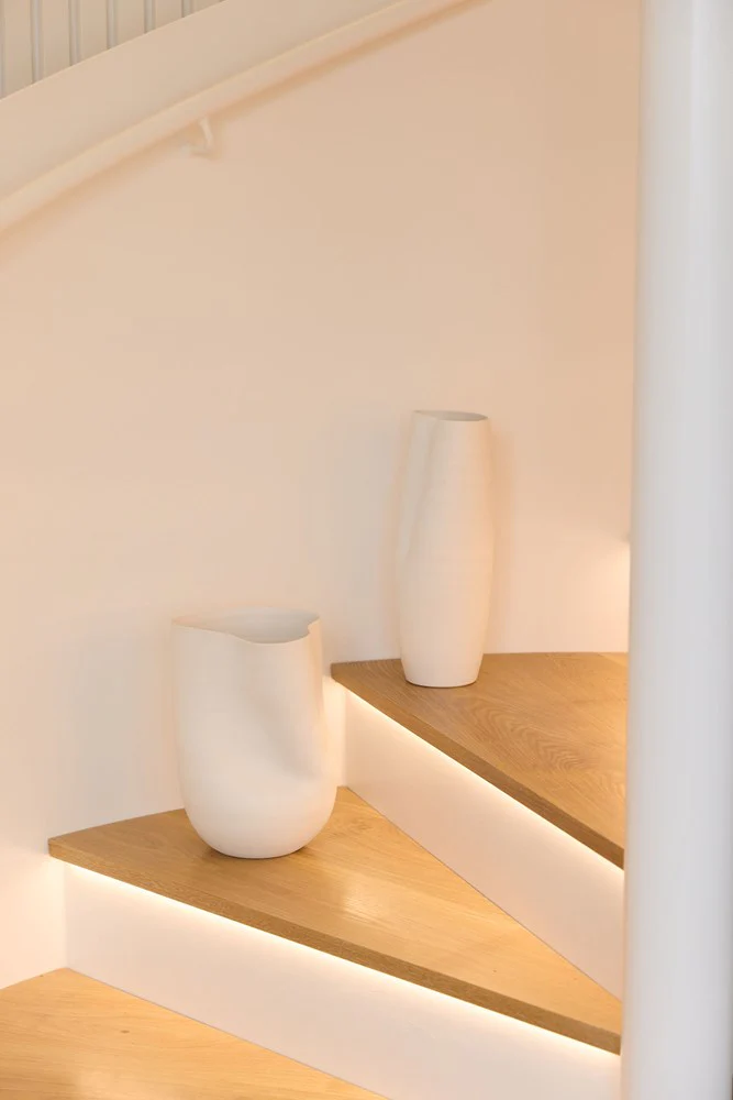 Knew Vase - Image 9