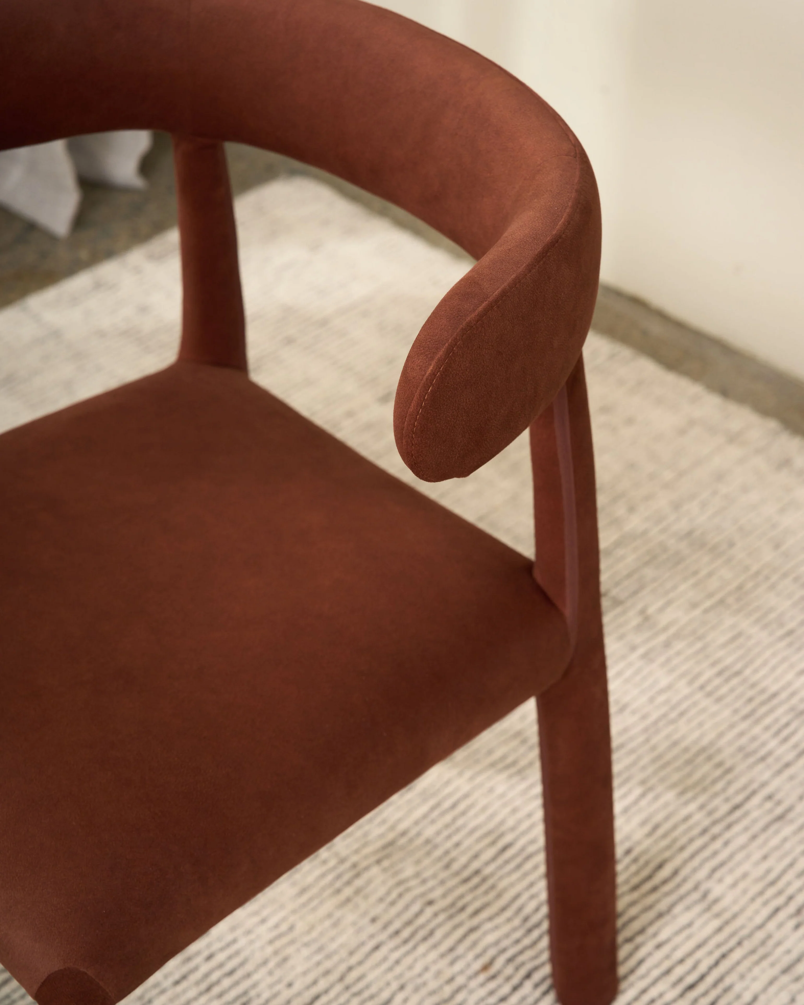Lou Chair - Image 5