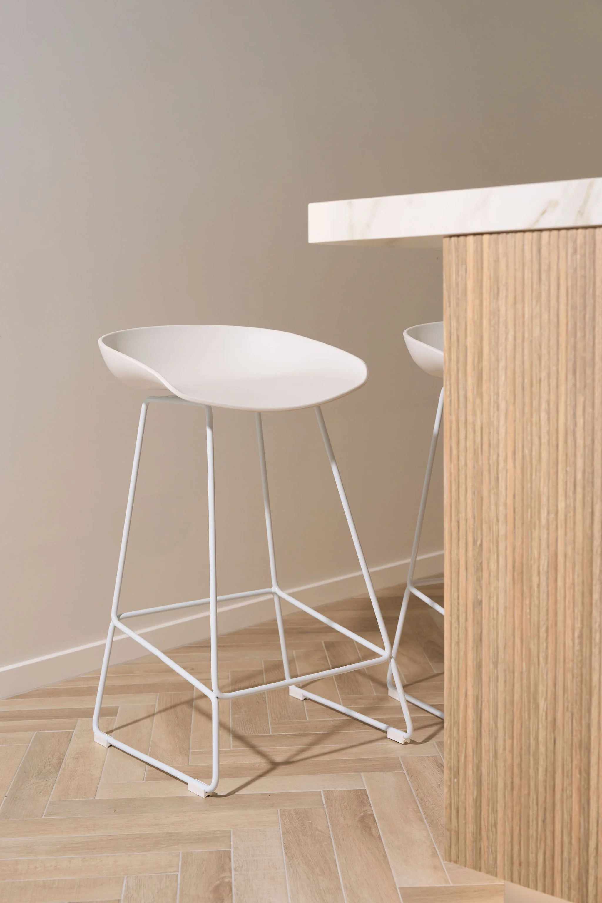 Malli Bar Stool - Image 3