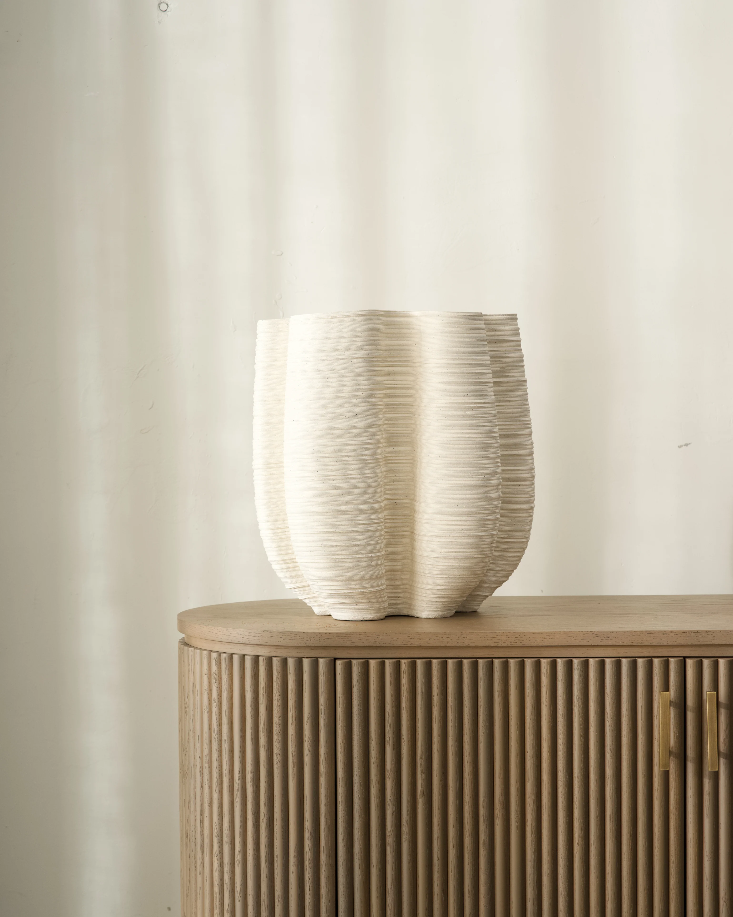 Toga Vase - Image 3